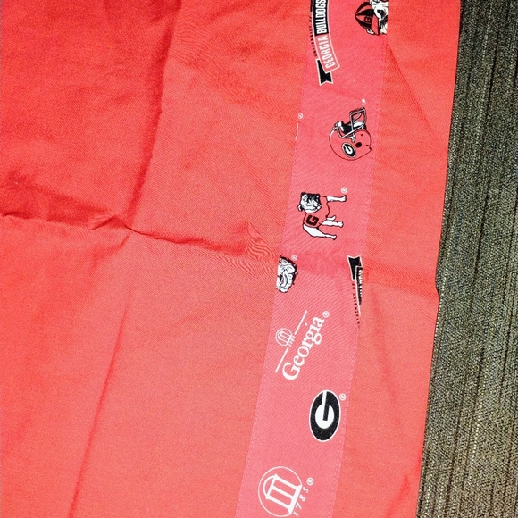 Vintage University of Georgia Pillow Case - Picture 2 of 2